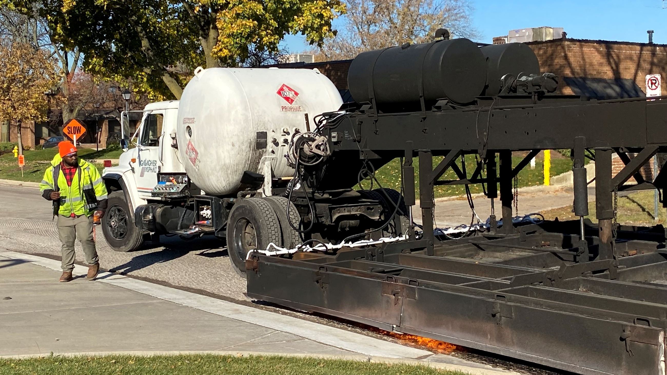 Hot in place road recycling